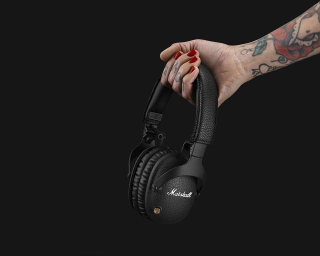 Marshall headphones best sale on ear