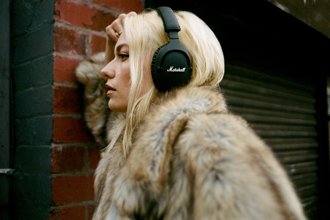 Buy Onear Headphones from Marshall Marshall