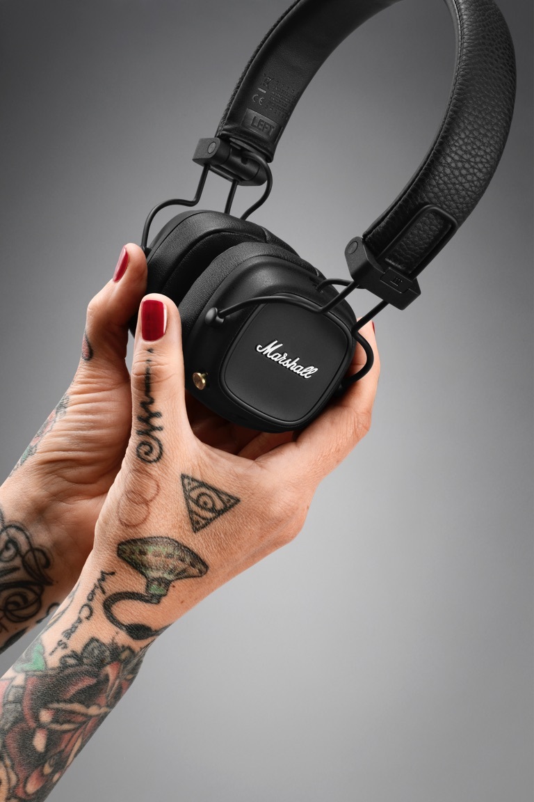 marshall headphones store
