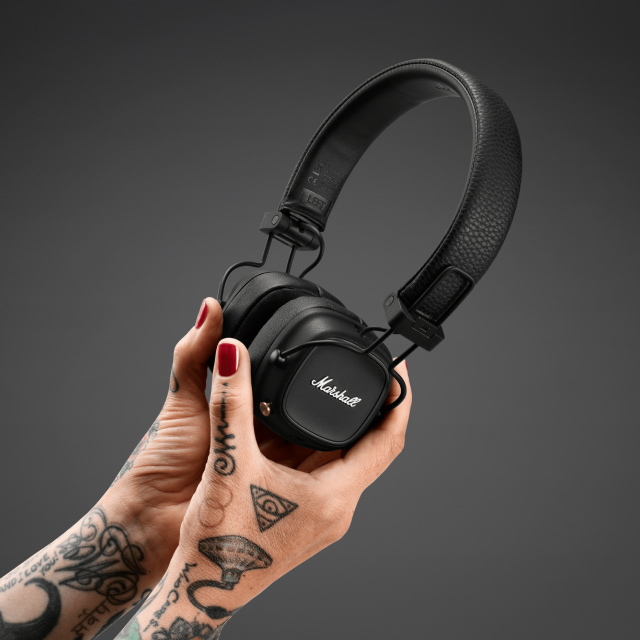 Marshall on ear outlet