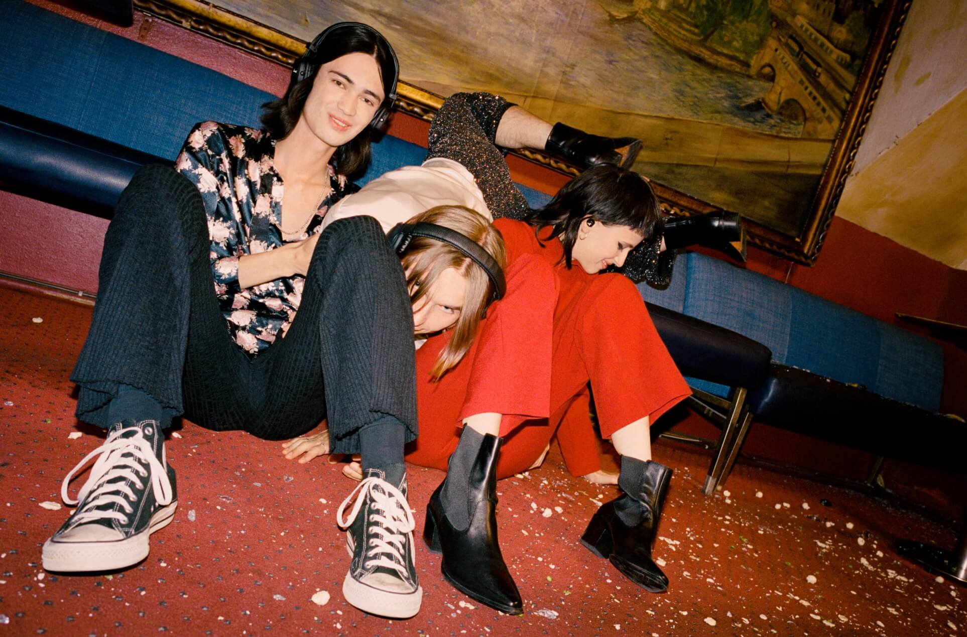 Major IV wireless Bluetooth headphones 4