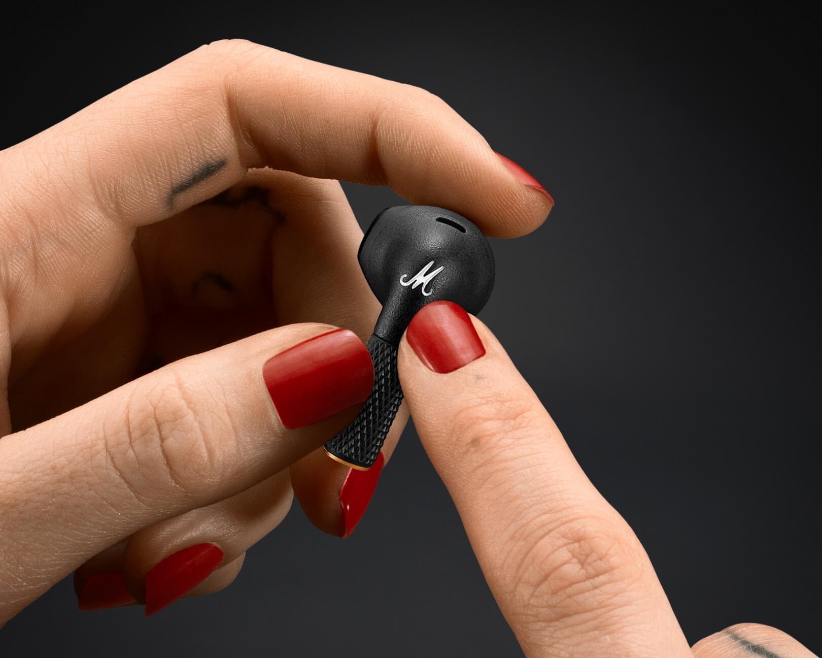オーディオ機器 イヤフォン Minor III True Wireless earbuds with charging case | Marshall